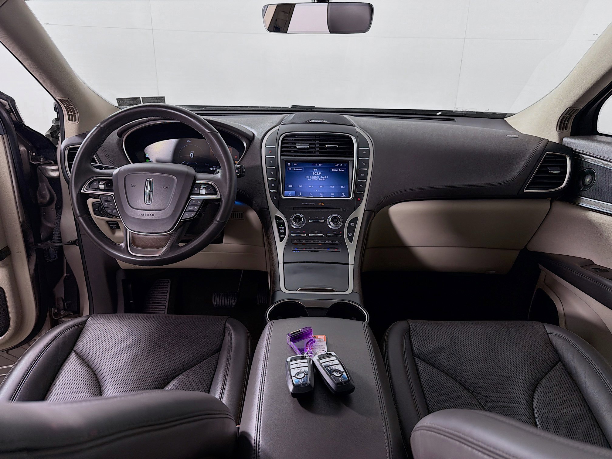 Used 2020 Lincoln Nautilus Reserve w/ Equipment Group 201A image 23