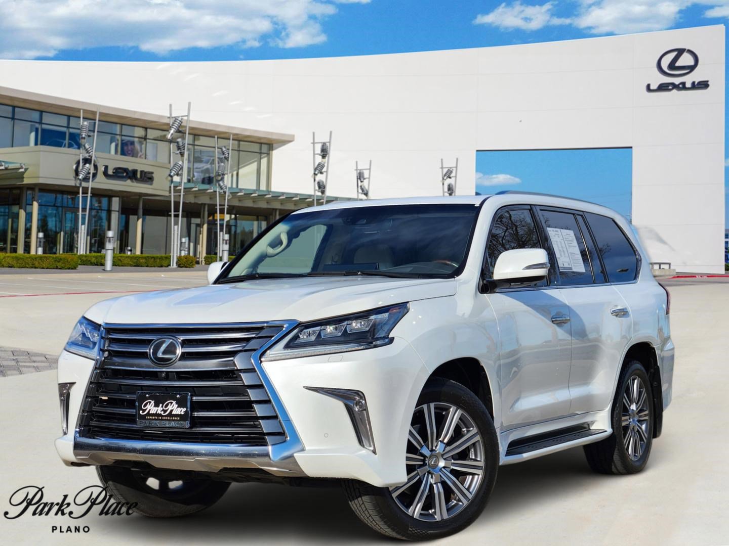 Used 2016 Lexus LX 570 4WD image 1