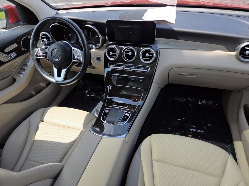 Used 2020 Mercedes-Benz GLC 300 4MATIC image 25