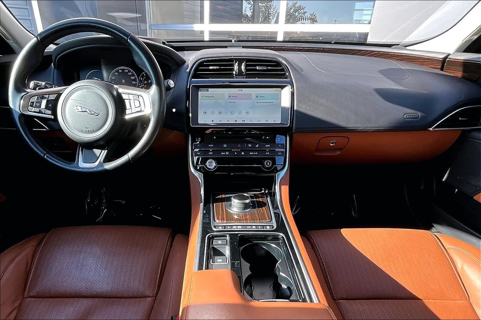 Used 2018 Jaguar XE Portfolio RWD image 15