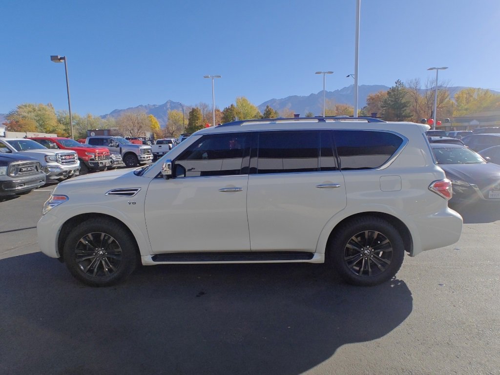 Used 2020 Nissan Armada Platinum w/ Interior Lighting Package image 4