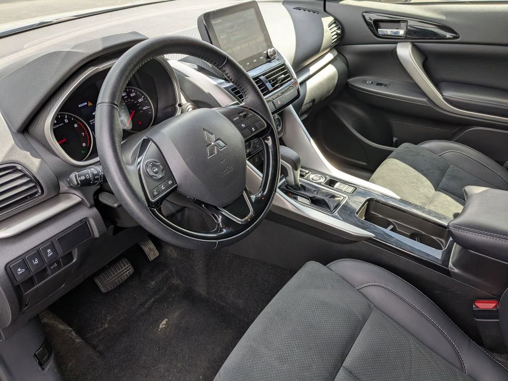 Used 2025 Mitsubishi Eclipse Cross SE image 15