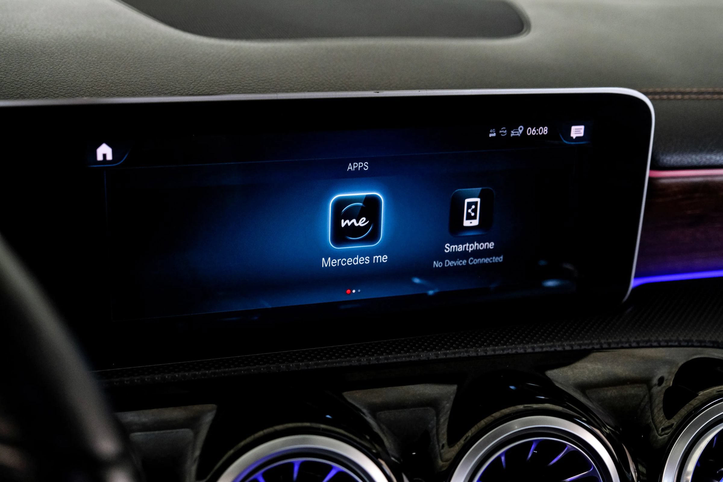 Used 2020 Mercedes-Benz CLA 250 image 32
