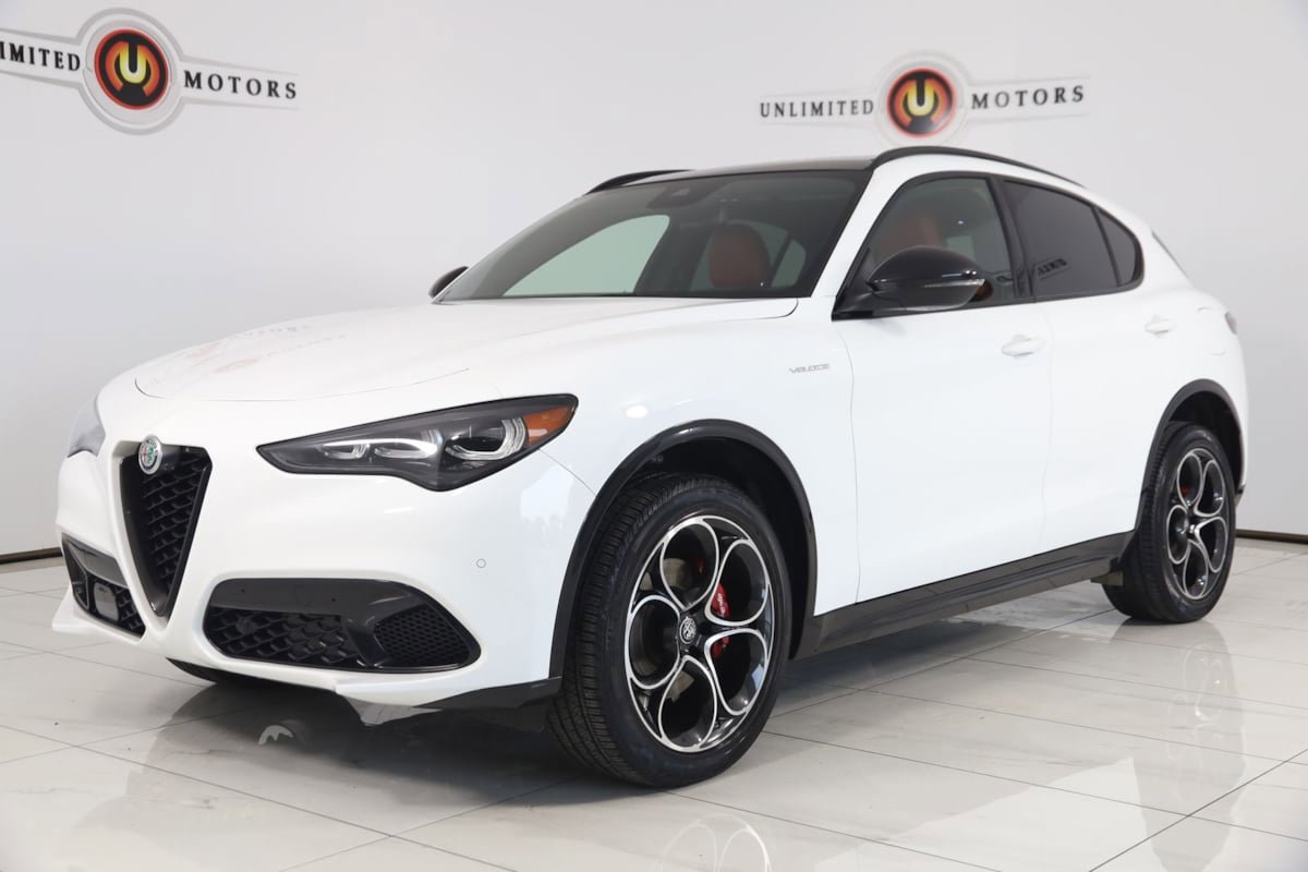 Used 2024 Alfa Romeo Stelvio Veloce image 51