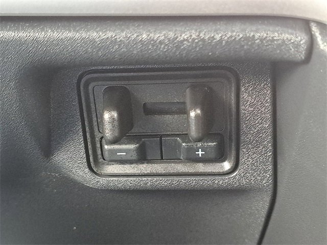 Certified 2025 Ford Expedition Active image 20