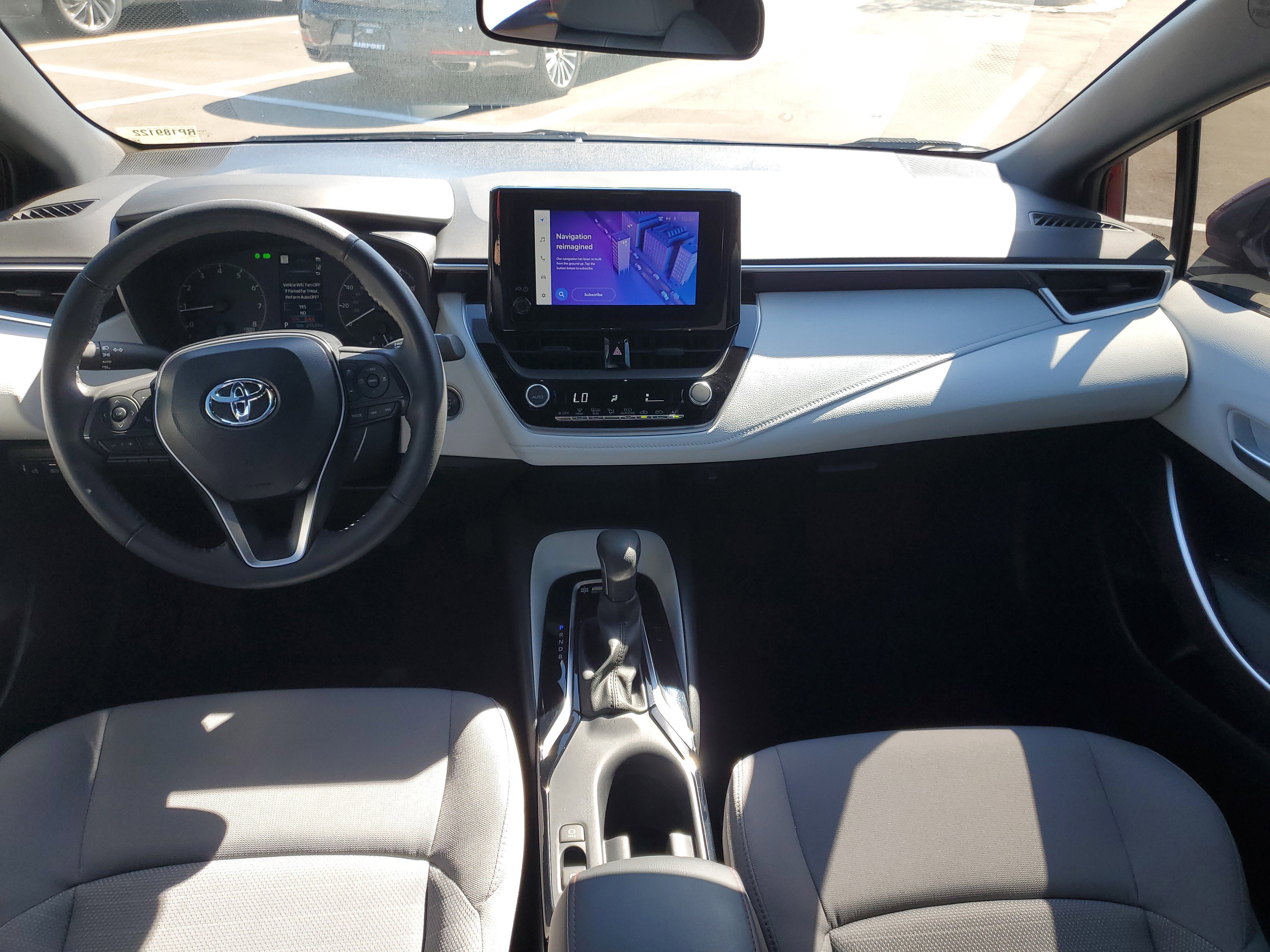 Used 2024 Toyota Corolla SE image 13