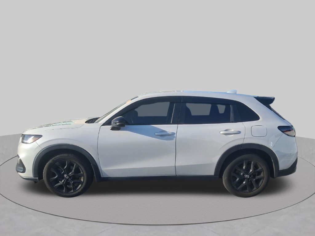 Used 2025 Honda HR-V Sport image 9