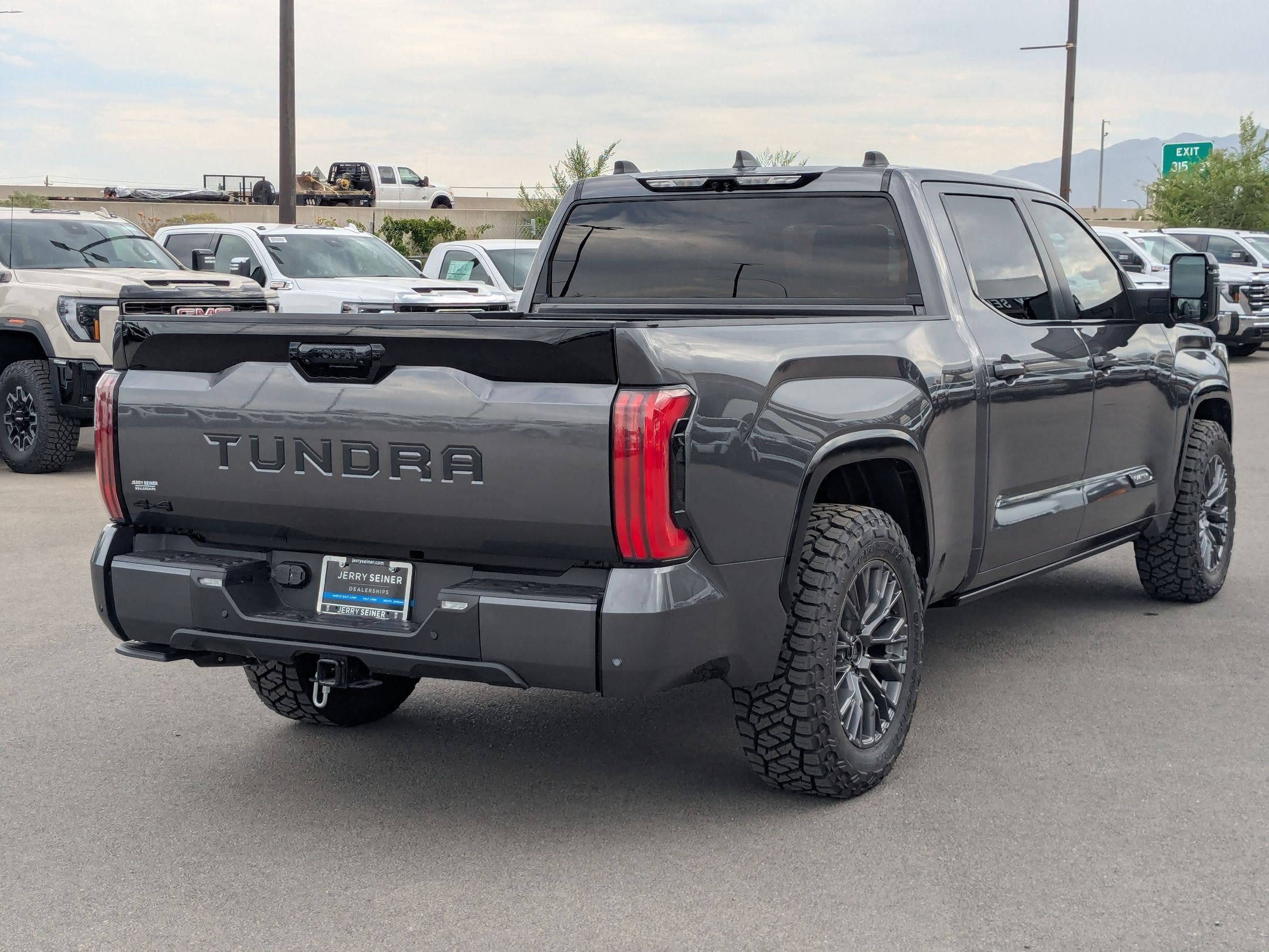 Used 2026 Toyota Tundra Platinum AWD/4WD image 5
