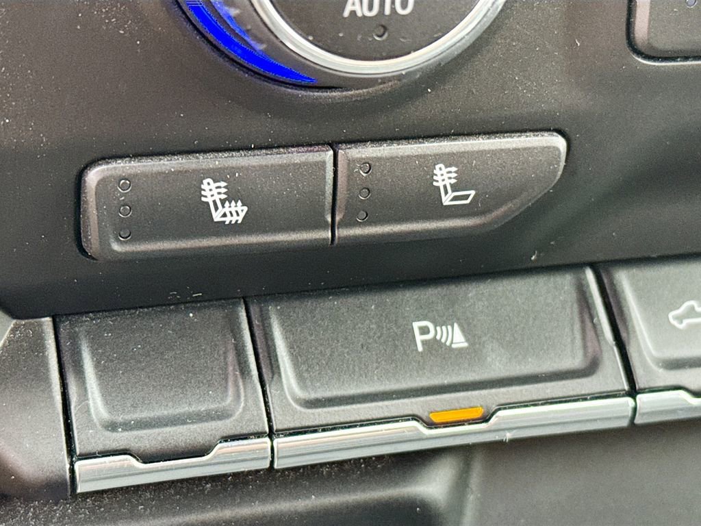 Used 2022 Chevrolet Silverado 1500 LT Trail Boss w/ LT Trail Boss Premium Package image 20