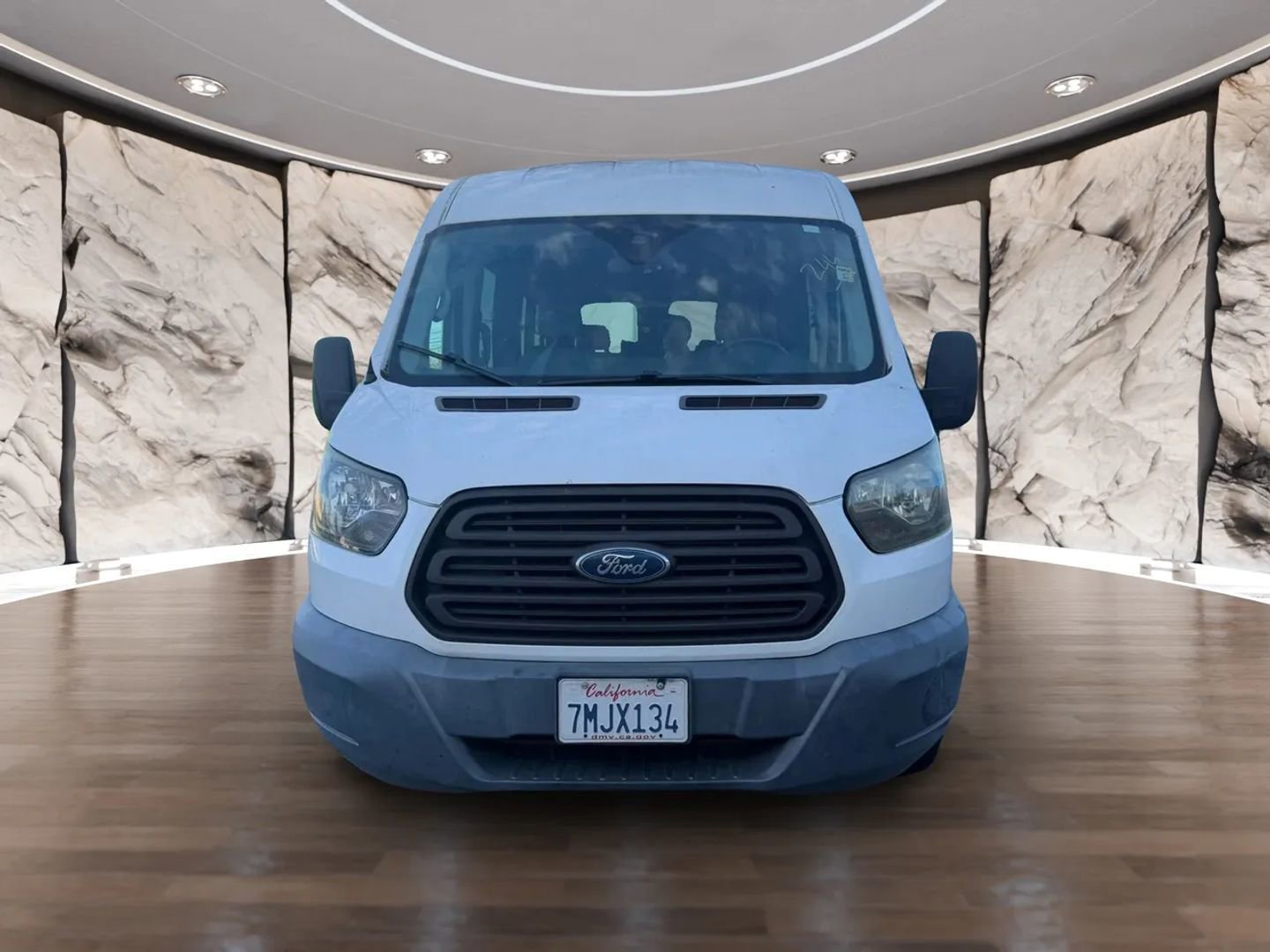 Used 2015 Ford Transit 350 XL image 2