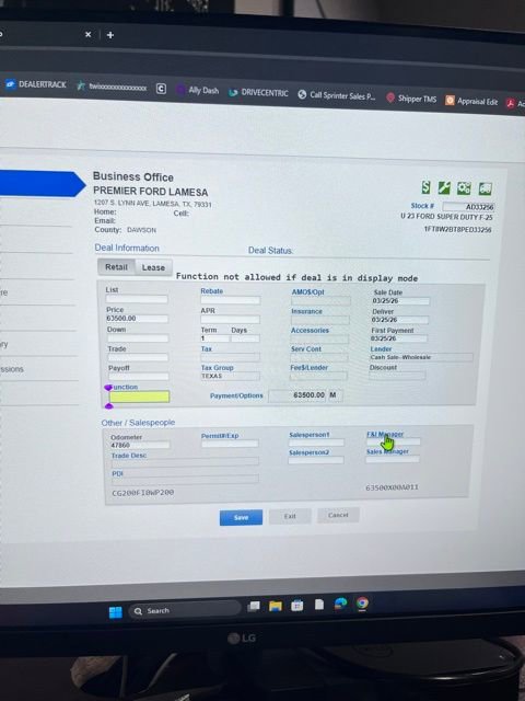 Used 2019 Land Rover Discovery Sport SE AWD/4WD image 34