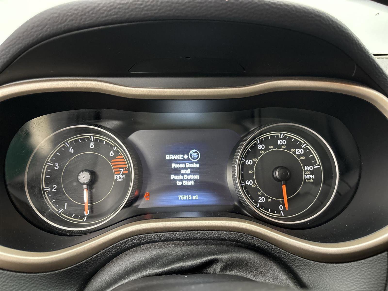 Used 2018 Jeep Cherokee Limited image 28