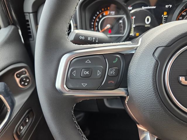 New 2026 Jeep Wrangler Unlimited Sahara AWD/4WD image 31