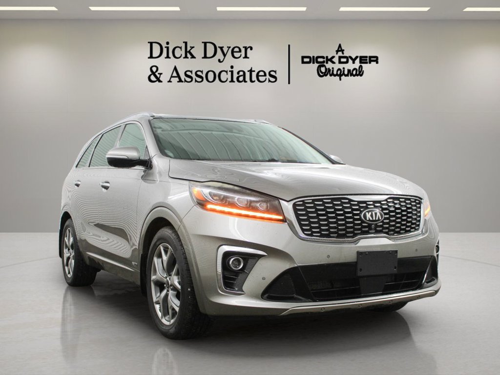 Used 2019 Kia Sorento SX w/ SX Touring Package AWD/4WD image 1