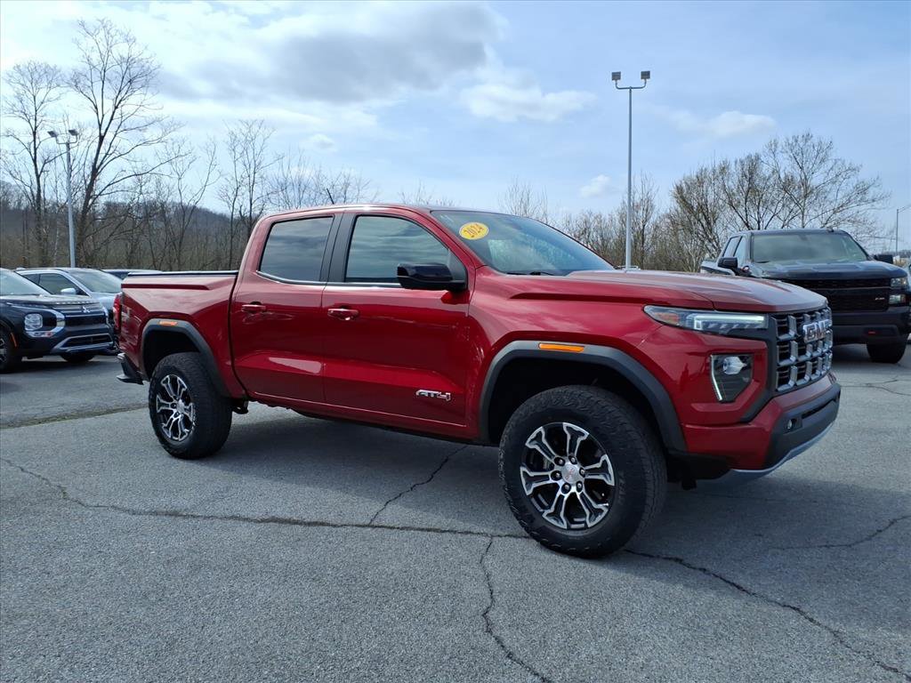Used 2024 GMC Canyon AT4 w/ AT4 Premium Package image 15