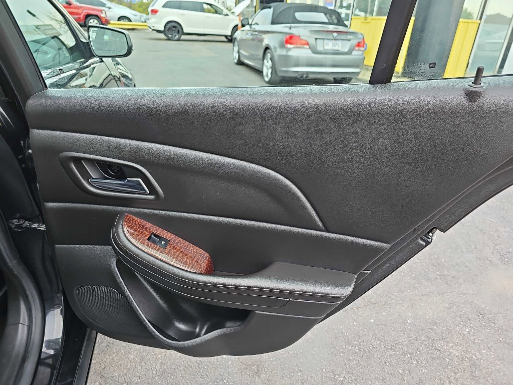Used 2013 Chevrolet Malibu LT image 29