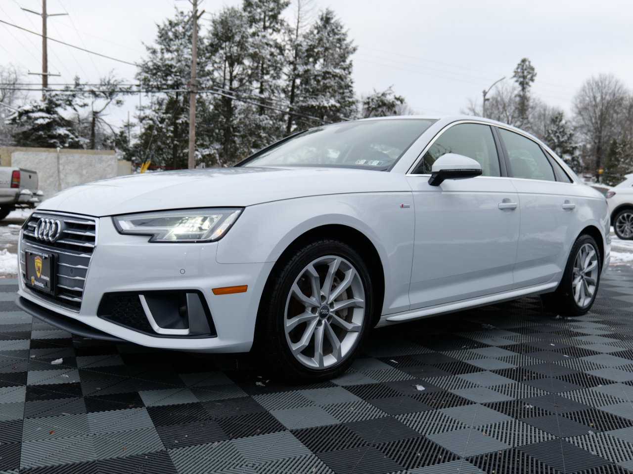 Used 2019 Audi A4 2.0T Premium Plus w/ Premium Plus Package image 91