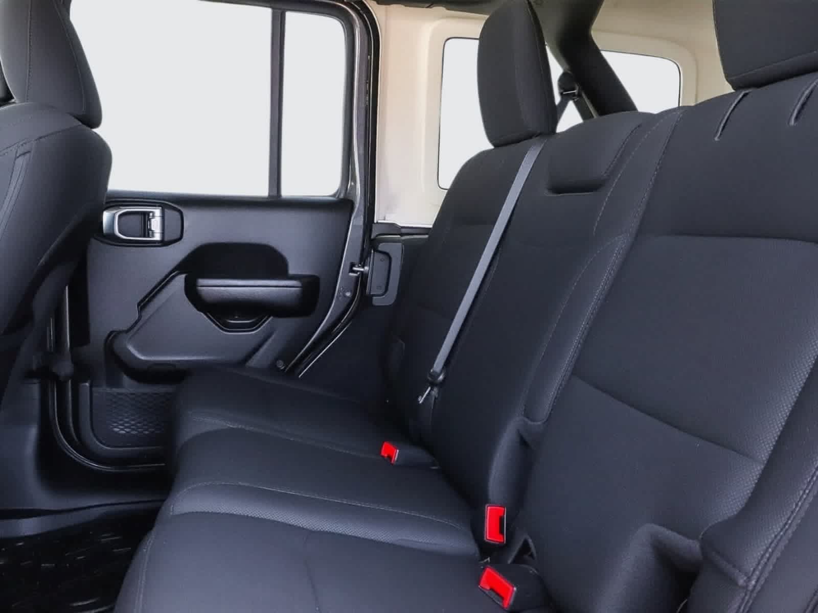 Used 2021 Jeep Wrangler Unlimited Sport AWD/4WD image 26