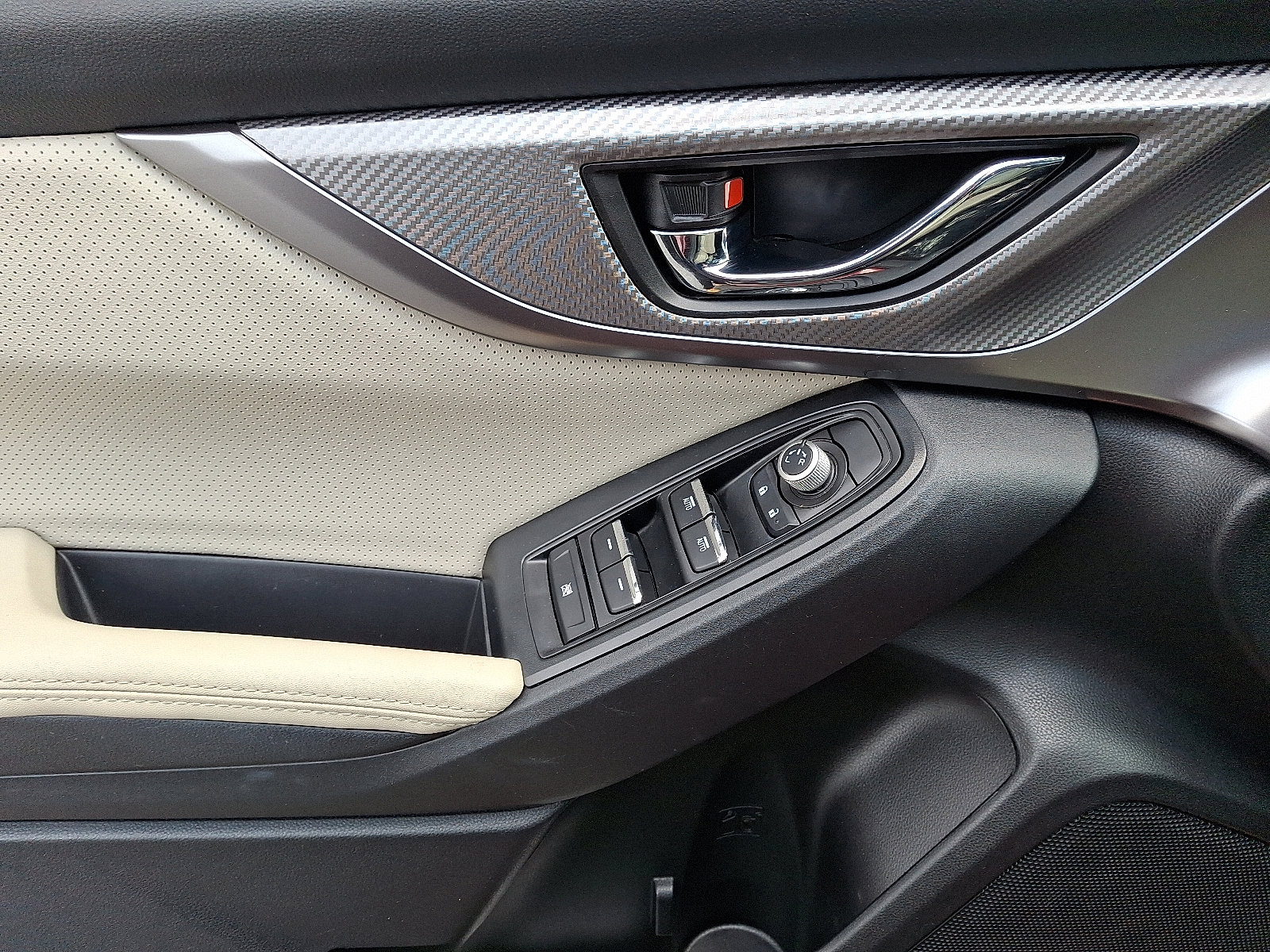 Used 2023 Subaru Impreza 2.0i Limited image 12