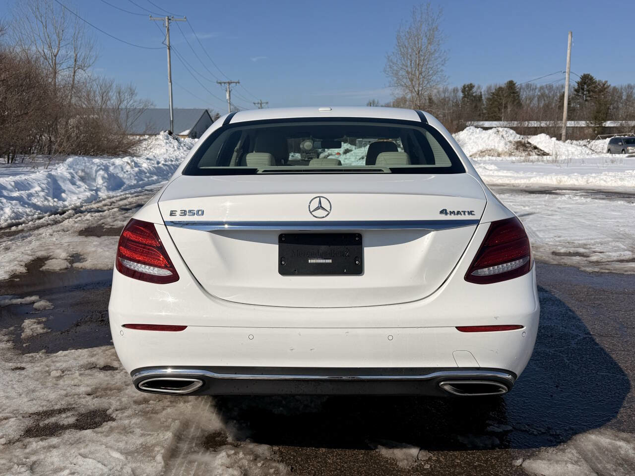 Used 2020 Mercedes-Benz E 350 4MATIC Sedan image 3