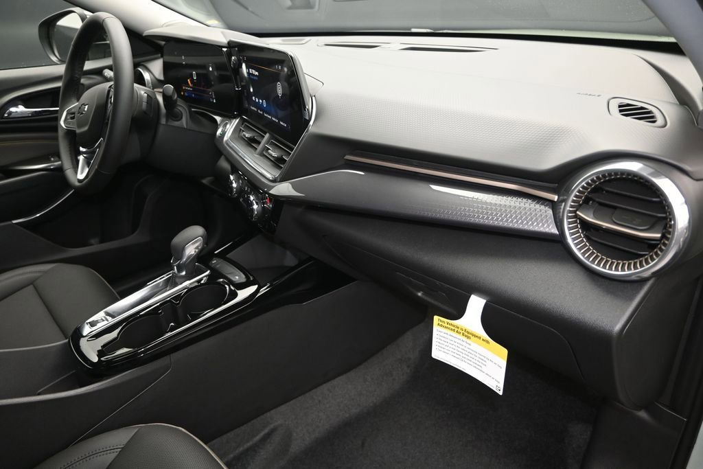 New 2026 Chevrolet Trax ACTIV w/ Driver Confidence Package FWD image 23
