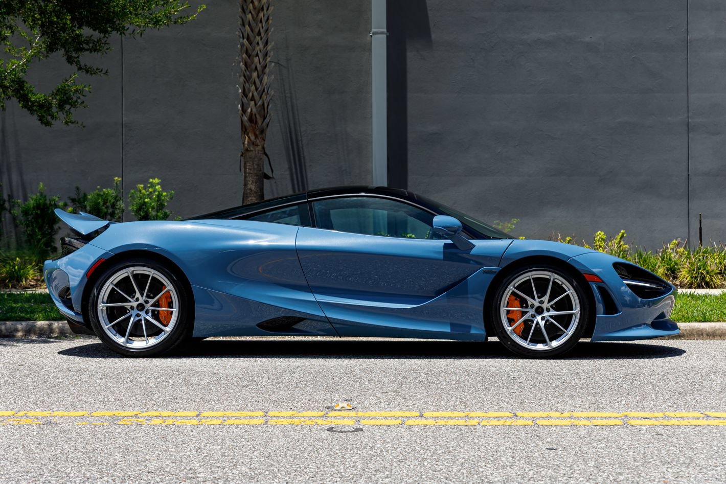 New 2027 McLaren 750S RWD image 7