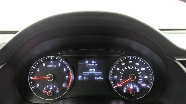 Used 2019 Kia Cadenza Premium image 25