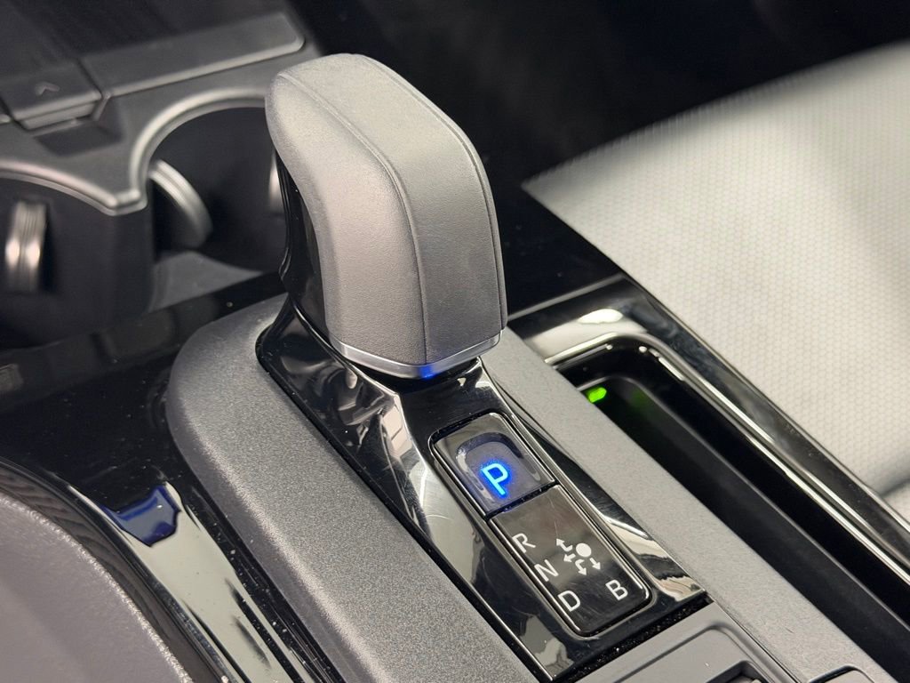 Used 2023 Toyota Prius Limited w/ Limited Premium Package image 31