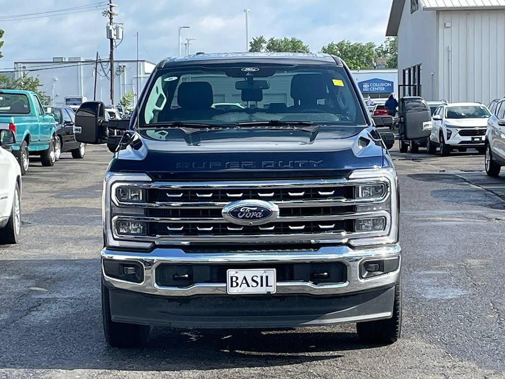 Used 2025 Ford F350 Lariat w/ Camper Package AWD/4WD image 9