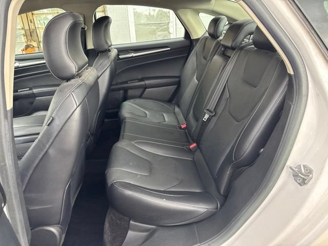 Used 2017 Ford Fusion Titanium FWD image 18