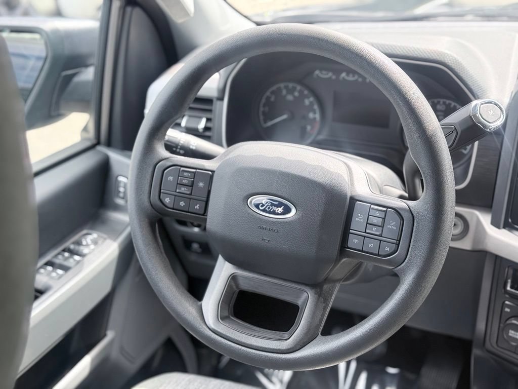 Used 2023 Ford F150 XLT AWD/4WD image 11