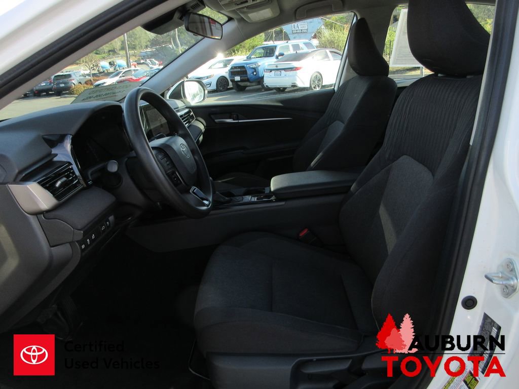 Certified 2025 Toyota Camry LE image 8