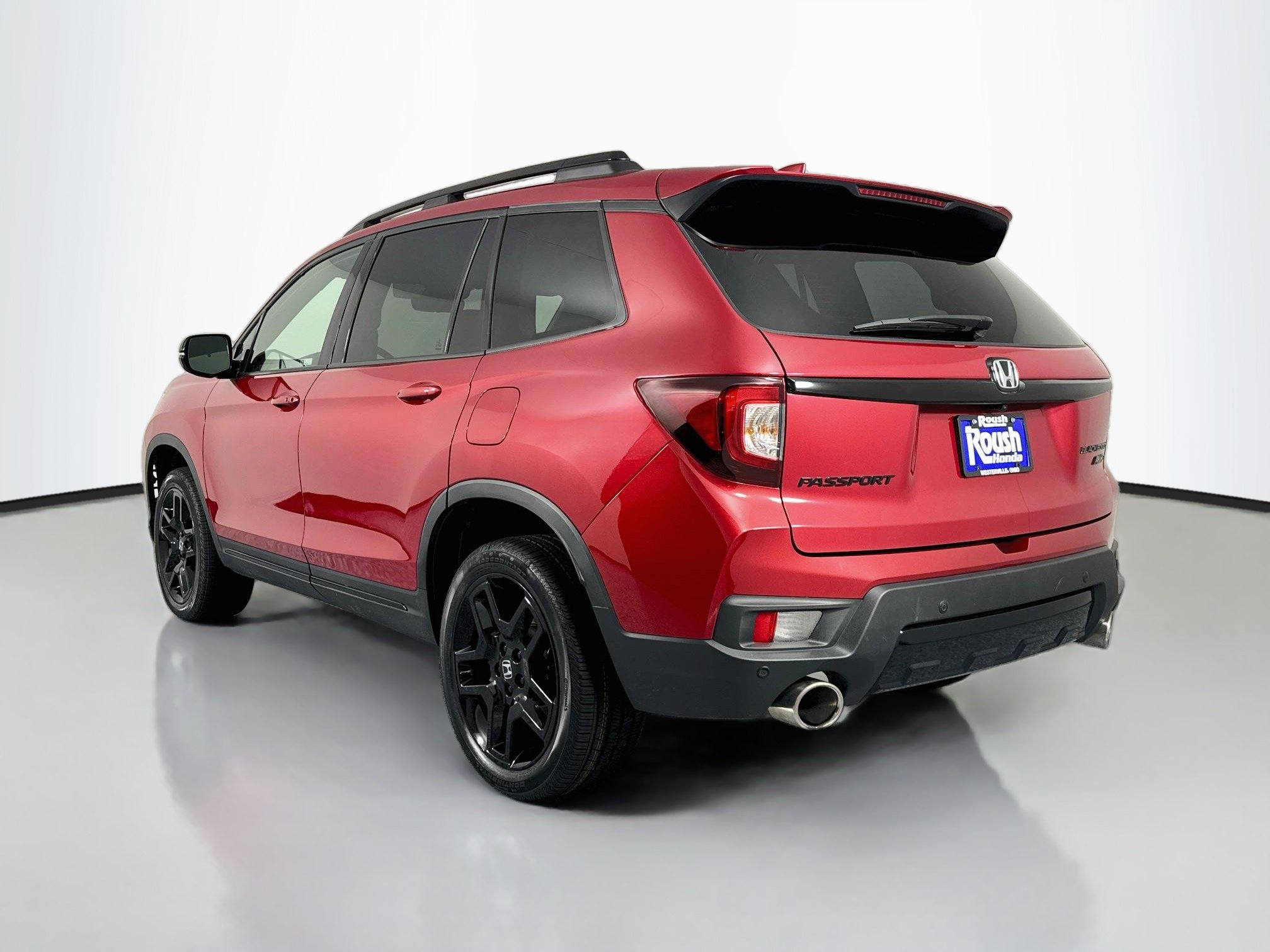 Certified 2024 Honda Passport Black Edition image 7