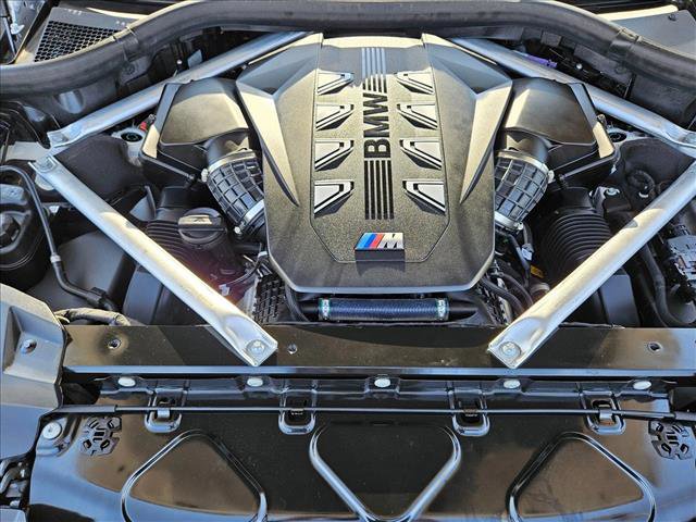 Used 2023 BMW X7 M60i image 23