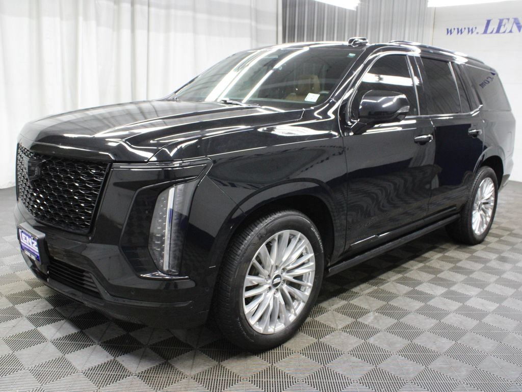 Used 2025 Cadillac Escalade Premium Luxury w/ Touring Package AWD/4WD image 9
