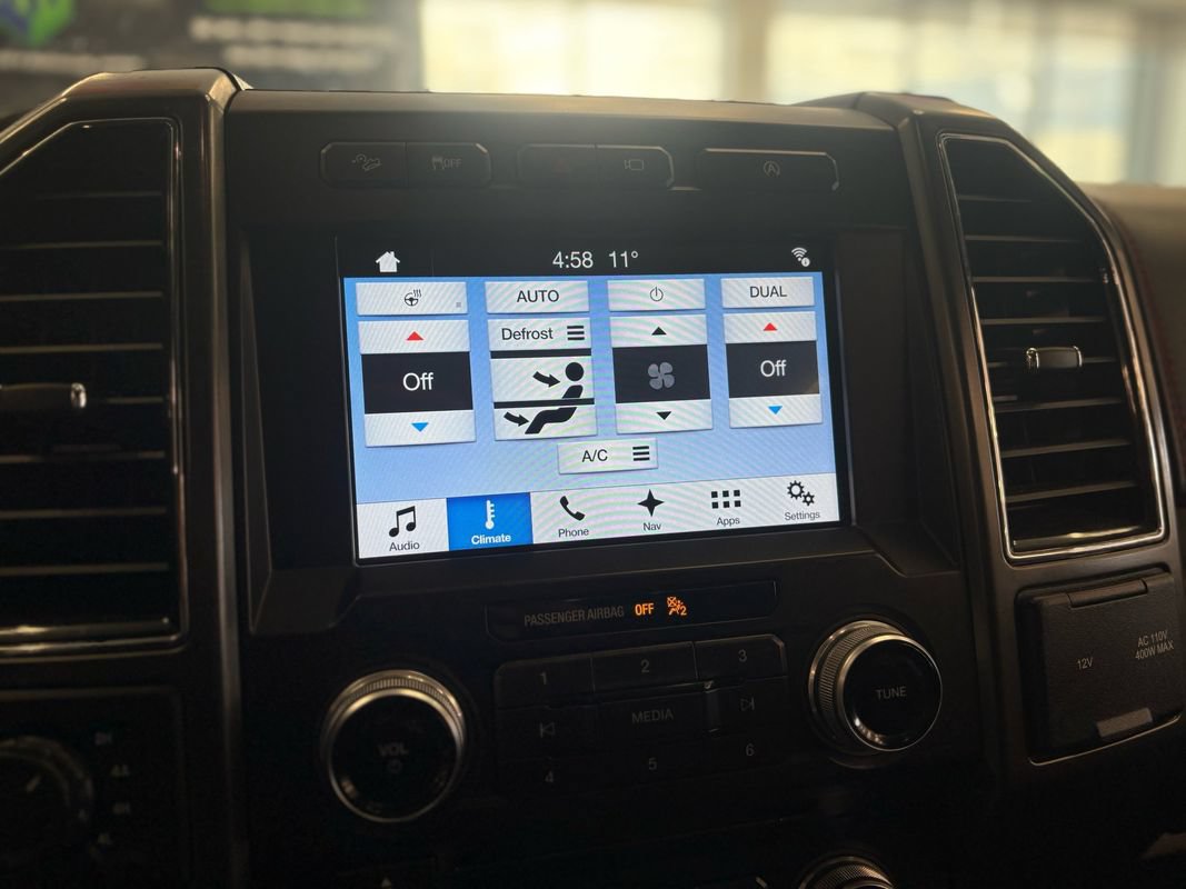 Used 2018 Ford F150 Lariat w/ Equipment Group 502A Luxury AWD/4WD image 37