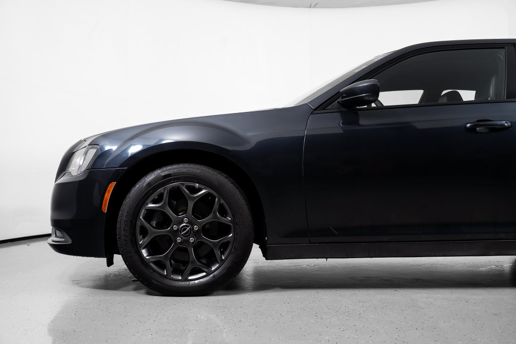 Used 2015 Chrysler 300 S AWD/4WD image 14