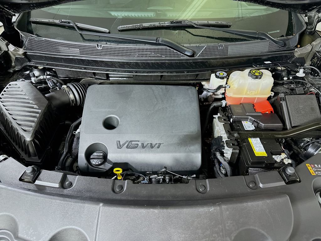 Used 2023 Chevrolet Traverse High Country image 9