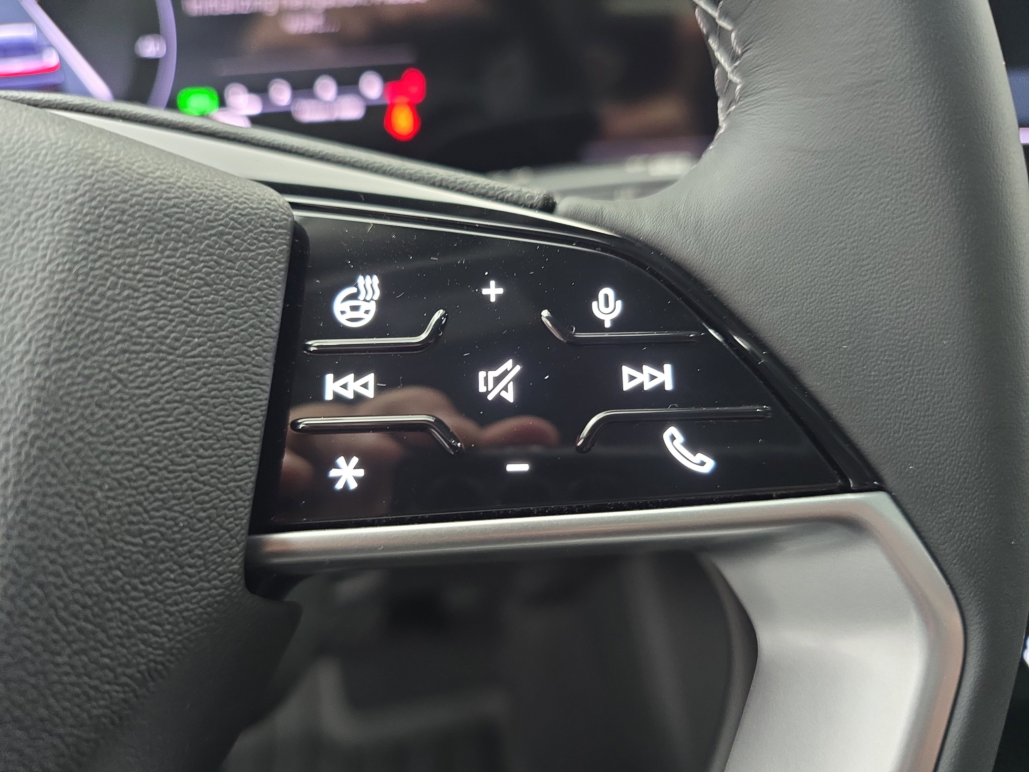 New 2025 Audi Q5 Premium image 18