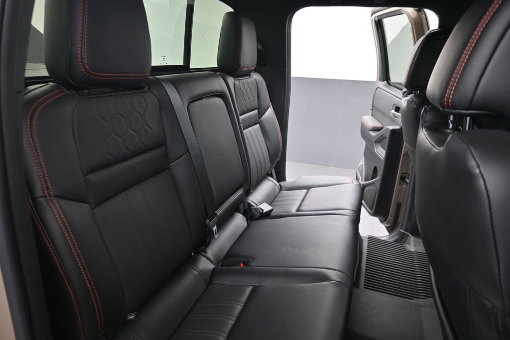 Used 2023 Nissan Frontier PRO-4X w/ Pro-4X Premium Package AWD/4WD image 28