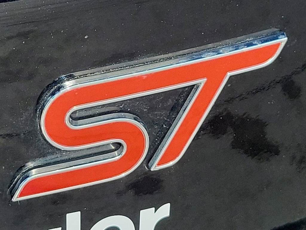 Used 2024 Ford Edge ST w/ Equipment Group 401A AWD/4WD image 39