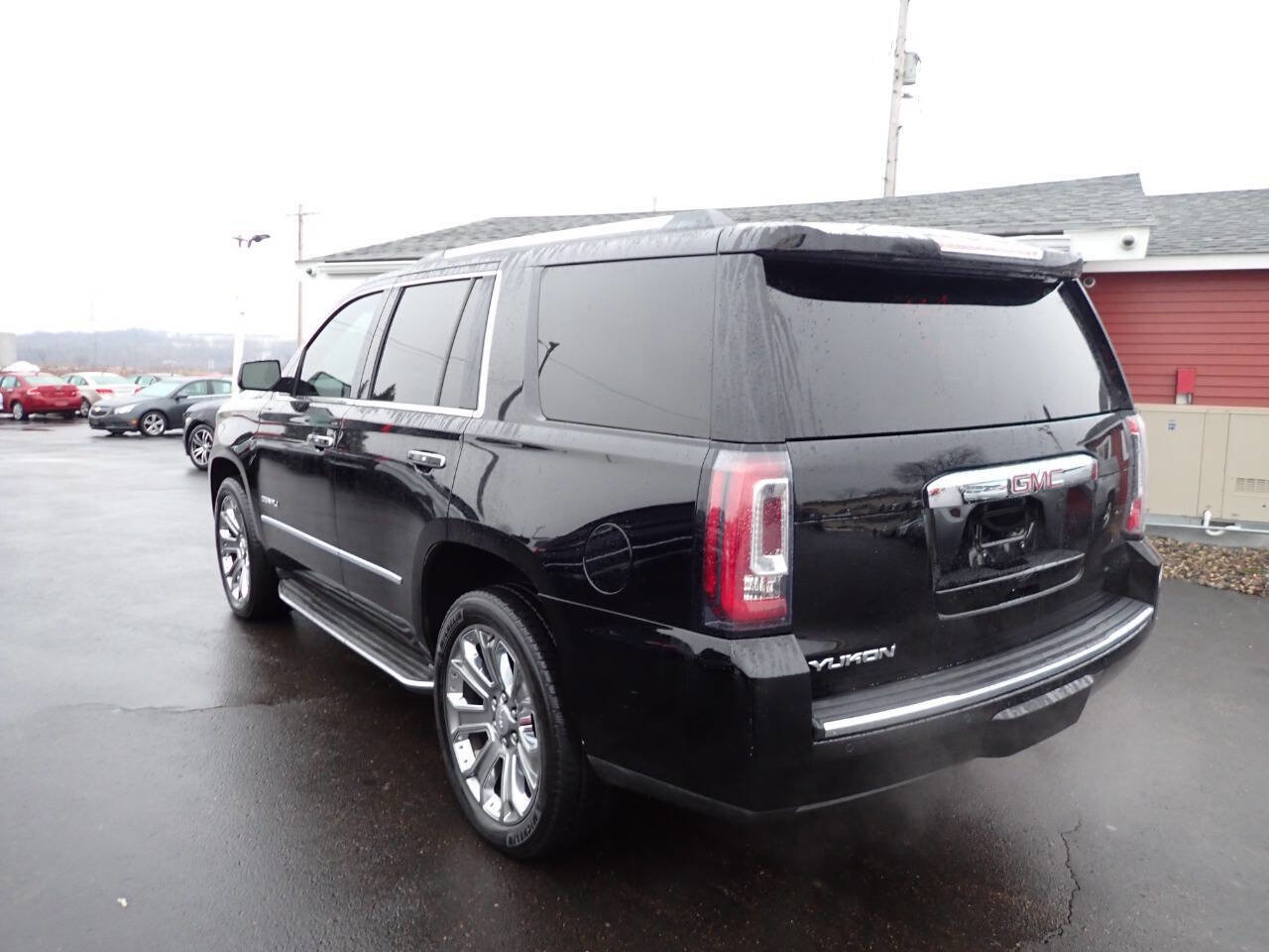Used 2015 GMC Yukon Denali w/ Open Road Package image 4