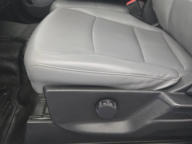 Used 2024 Ford F250 XL AWD/4WD image 23