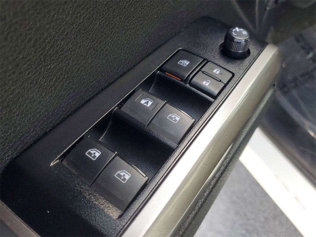 Certified 2023 Toyota Tacoma SR5 image 18