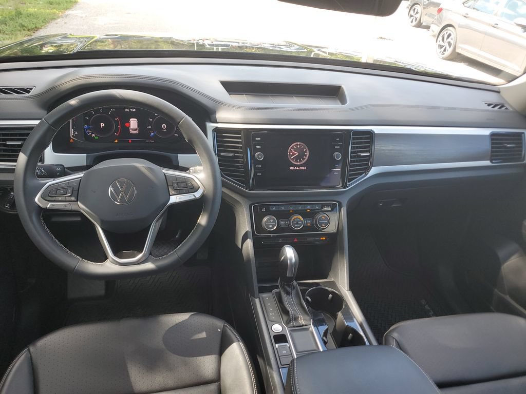 Certified 2023 Volkswagen Atlas SE FWD image 17