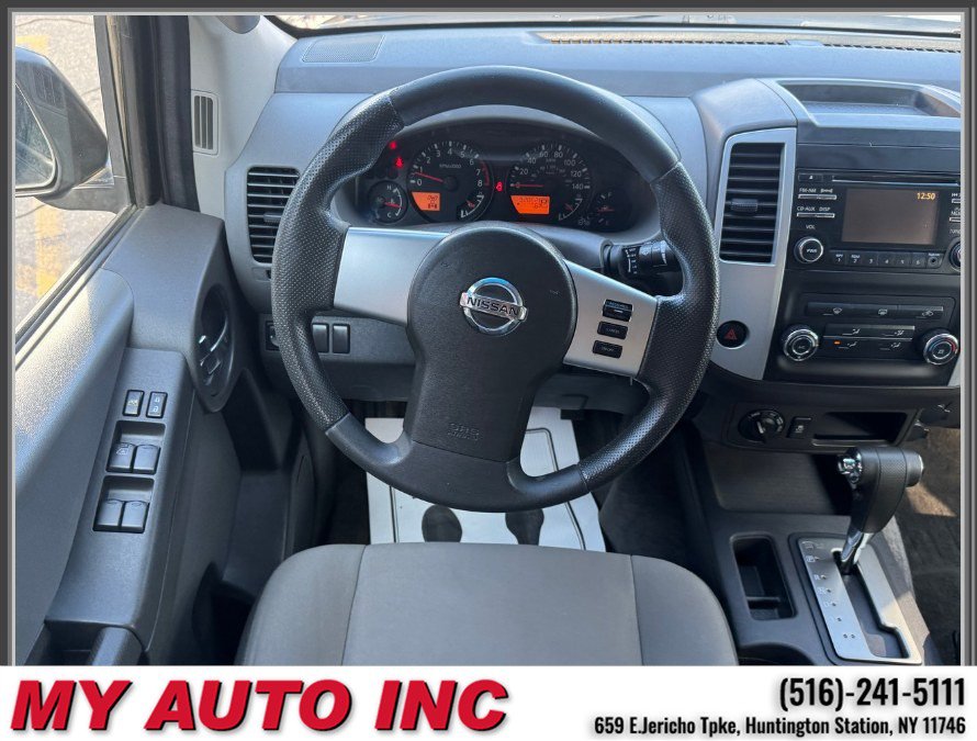 Used 2013 Nissan Xterra S AWD/4WD image 13