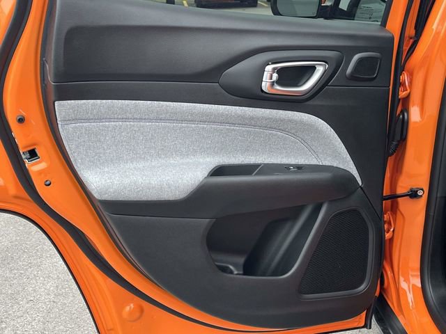 New 2026 Jeep Compass Latitude image 14