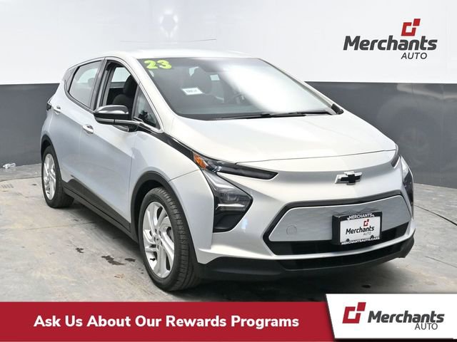 Used 2023 Chevrolet Bolt LT w/ Driver Confidence Package image 1