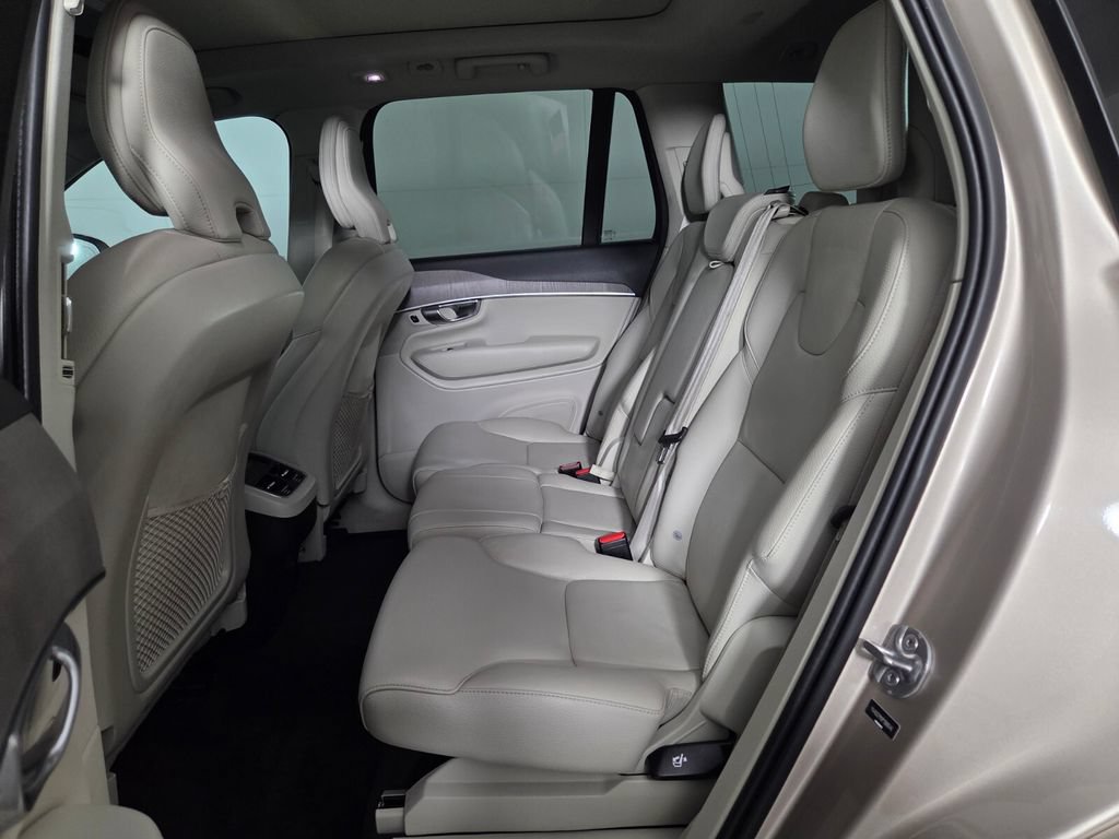 Used 2023 Volvo XC90 B6 Plus w/ Protection Package Premier AWD/4WD image 23