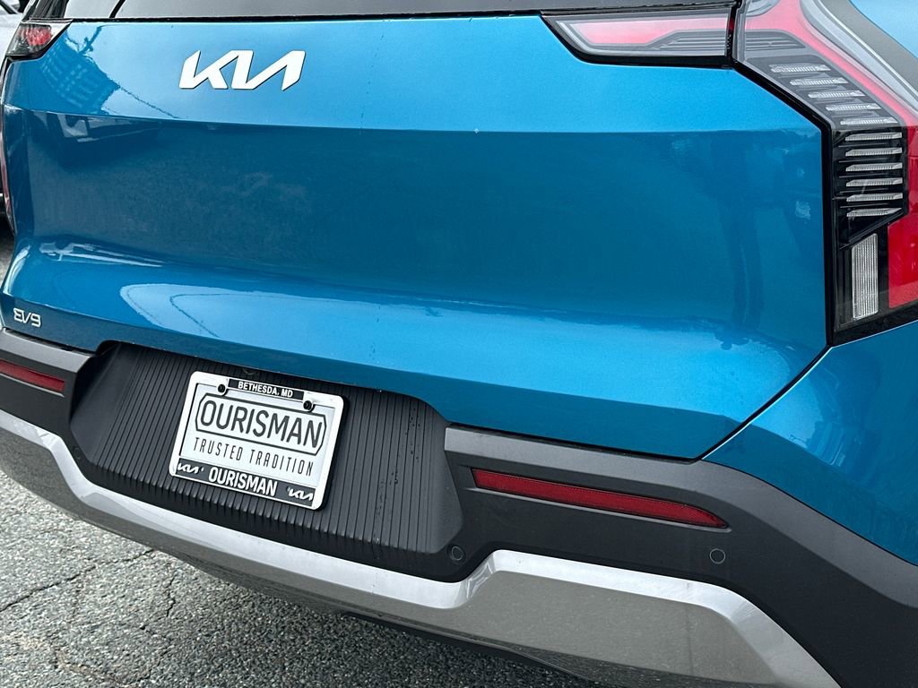 New 2026 Kia EV9 Wind image 6